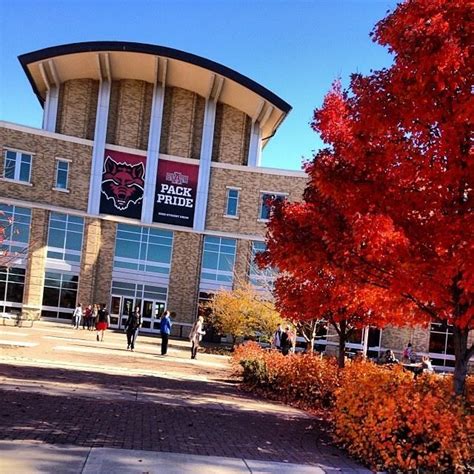 Astate Campuscarl R Reng Student Unionso Beautiful In Autumn