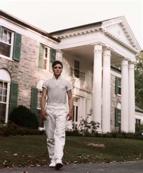 Elvis Presleys Graceland 10 Things You Didnt Know About The King Of