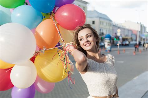 Girl Mood Smile Balloon Outdoors 8k Hd Girls 4k