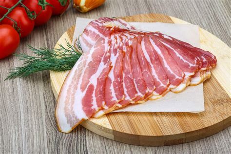 Can You Freeze Uncooked Bacon? - Foods Guy