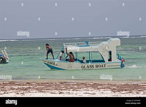 Glass Bottom Boat Diani Beach South Coast Mombasa Kenya Stock Photo Alamy