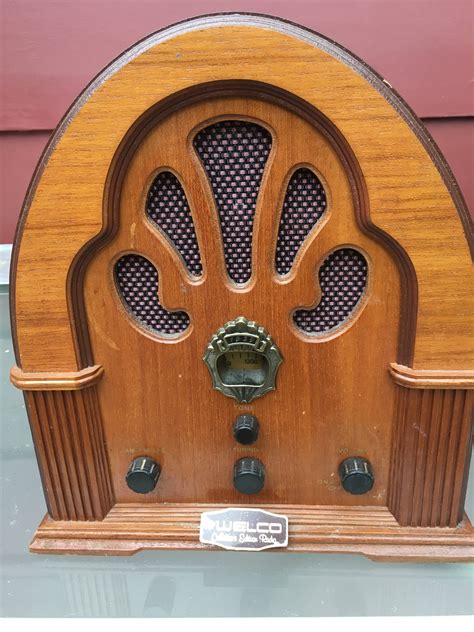 Welco Collector's edition radio. Model NR-988 Replica of 1929 radio. Made in 1989