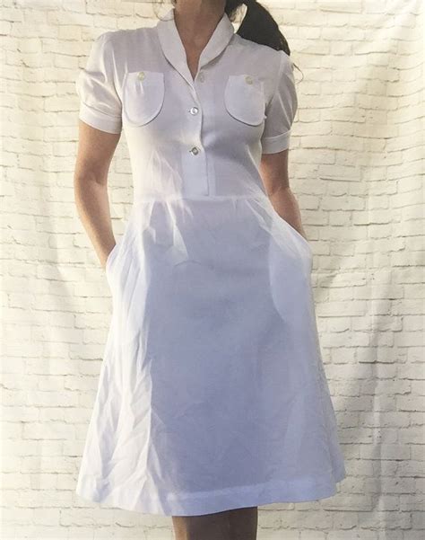 vintage 40s white nurse uniform dress m puff sleeve hip pockets knee length wwii costume nurse