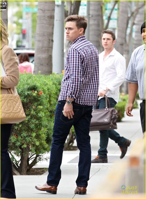 Jesse Mccartney Grabs Lunch In Beverly Hills After Celebrating 28th Birthday Photo 803839