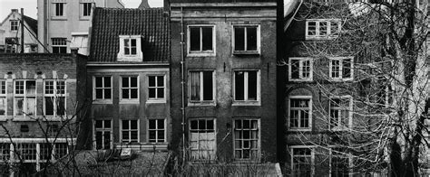 Das hinterhaus ist die rückseitige verlängerung des gebäudes und von allen vier seiten durch andere häuser verdeckt. Die Geschichte des Hinterhauses | Anne Frank Haus