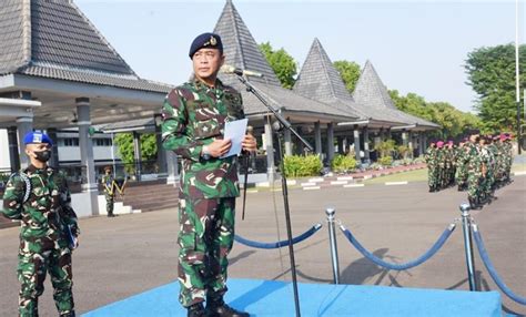 Gubernur Akademi Angkatan Laut Lepas Satlat Kjk Ta