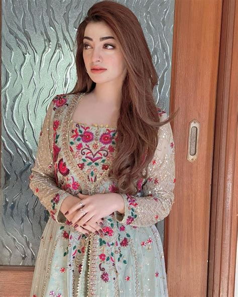 Nawal Saeed Looks Breathtaking In Dazzling Floral Pishwas Pictures Lens