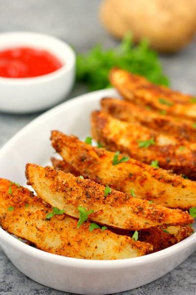 Fried & baked potato wedges with step by step photo and video recipe. Baked Garlic Parmesan Potato Wedges | RecipeLion.com
