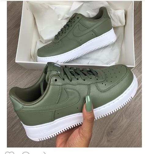 24/7 support we have 24h support through our instagram @nike____airforce. Shoes: nike, green, sneakers, nike sneakers, green shoes ...