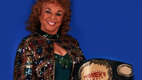 10 Longest Womens Championship Reigns In Wwe History Page 11