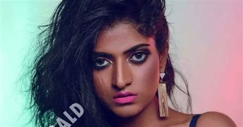 Billidude Sexy Actress Photos Of Desi Girl Shobana Karthikeyan Who