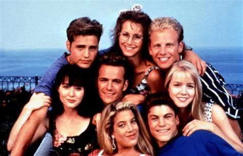 Ovako Danas Izgledaju Zvijezde Hit Serije Beverly Hills 90210 24sata