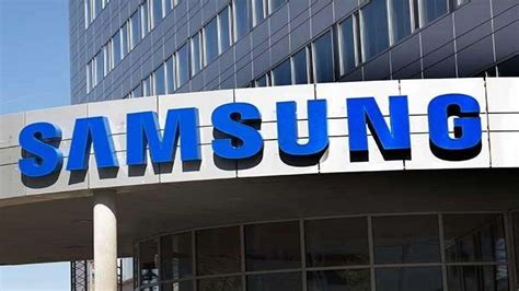 Samsung Divided Splits Into Two New Businesses Gizbot News