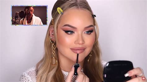 She's given makeovers to celebrities like lady gaga and released beauty products with brands like ofra cosmetics. Snoop Dogg narrated a NikkieTutorials makeup video, and it ...