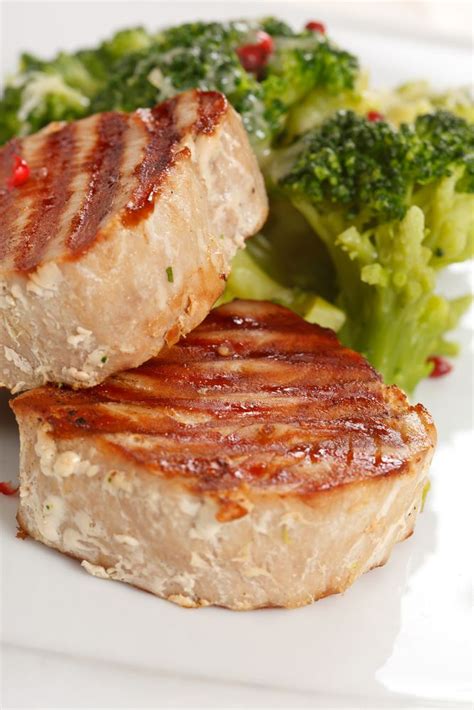 Pan Seared Tuna Steak Recipe Bryont Rugs And Livings