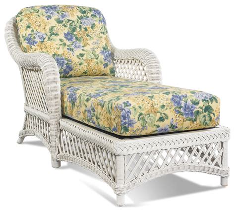 Outdoor rattan chaise lounge chair: White Wicker Chaise - Lanai - Tropical - Indoor Chaise ...
