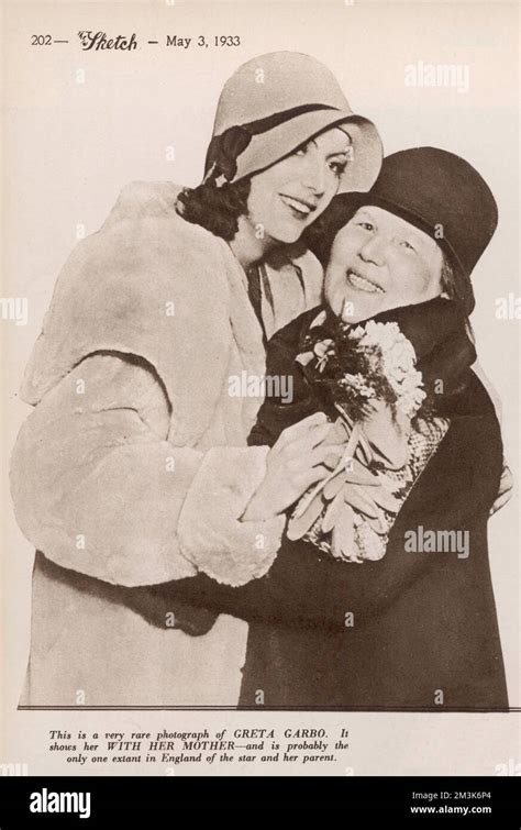 Un Raro Retrato De Greta Garbo Y Su Madre Greta Garbo Nació En
