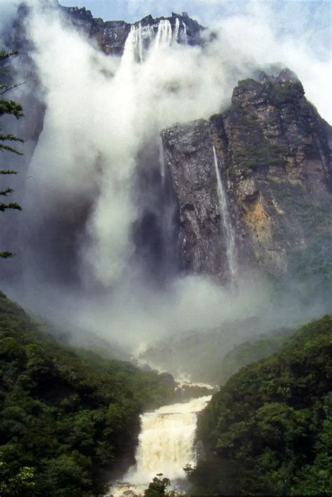 Angel Falls The Tallest Waterfall In The World Wondermondo