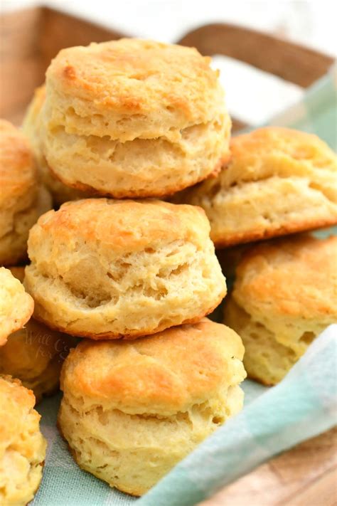 Homemade Buttermilk Biscuits So Easy To Make For Dinner Or Snack
