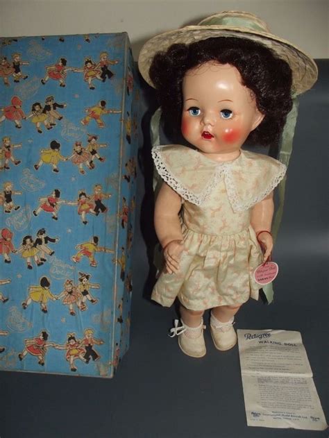 Vintage Pedigree Delite 21 Flirty Walking Doll ~ New Boxed ~ England