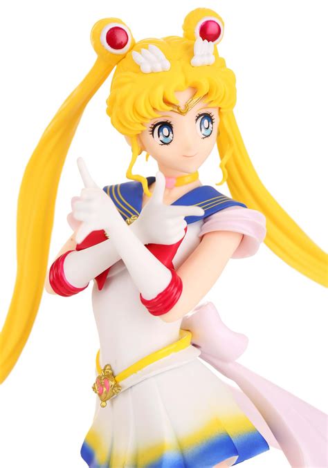 Sailor Moon Eternal Glitter And Glamours Super Sailor Moon Figure