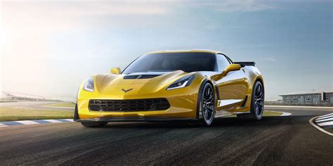 Chevy Corvette Z06 Vs Nissan Gt R Godzilla Vs The Legend