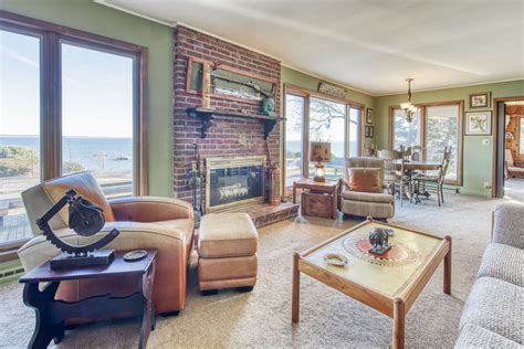 Hamptons Open Houses To Check Out This Weekend Behind The Hedges