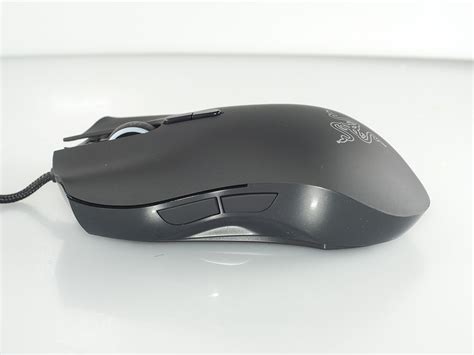 Razer Lachesis 5600 Dpi Gaming Mouse Review The Package And Closer