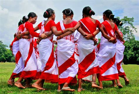 Folk Dances Of Assam Mesmerising Expressions Of Assamese Culture