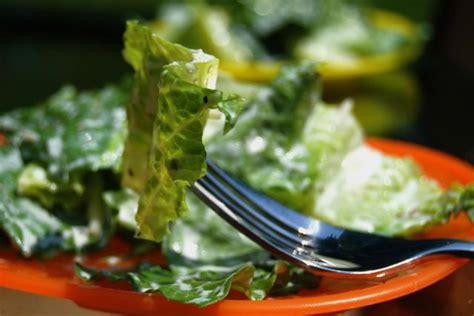 Here are the worst—meaning saltiest—fast food meals, and some healthier options to choose instead. Low Sodium Caesar Salad | Low sodium recipes, Low sodium ...