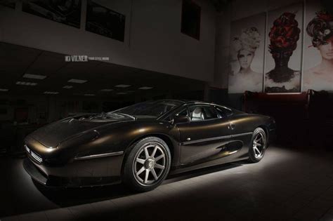 Maybe you would like to learn more about one of these? Vilner Freshen Up Jaguar XJ220's Interior - GTspirit