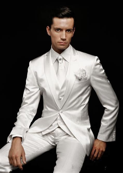 Custom Made Men Suit For Wedding Tuxedo Long Tail Suit Three Piece