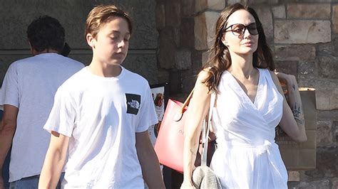 Angelina Jolies Son Knox Is Just As Tall As Her On Grocery Store Run Photo Zonettie