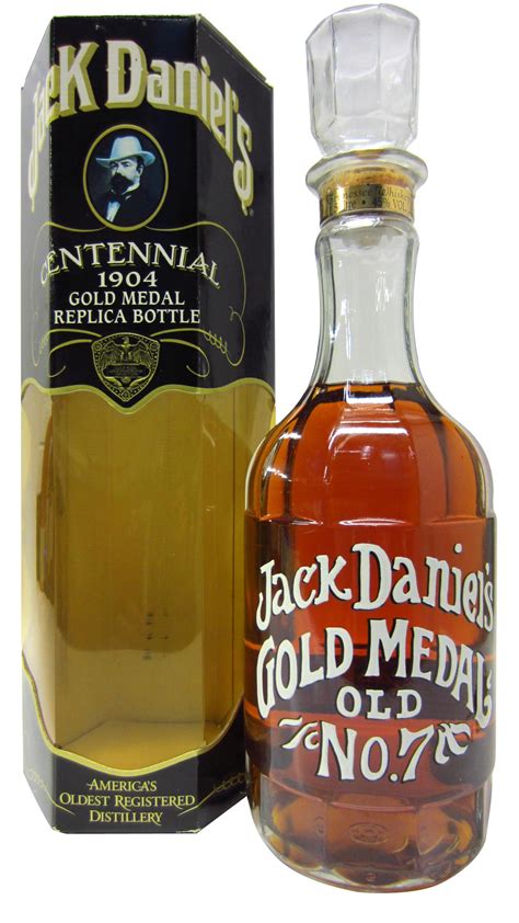 Jack much of a chance, but when it was over, jack daniel's tennessee whiskey was declared the finest whiskey in the world and was awarded the gold medal. Acheter Jack Daniel's Centennial Gold Medal 1.5L 1904 | Prix et avis sur Drinks&Co