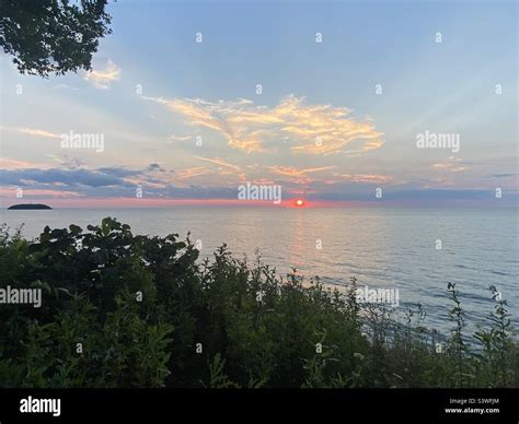 Lake Erie Sunset Stock Photo Alamy