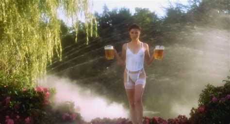 Julie Bowen Nude Pics Topless Sex Scenes Scandal Planet 12210 The
