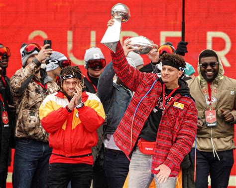 70 Best Photos From Chiefs Super Bowl 54 Parade And Rally