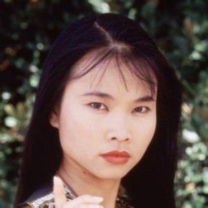Hit by a police car in an accident: Thuy Trang's Death - Cause and Date - The Celebrity Deaths