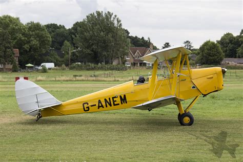 De Havilland Dh82 Tiger Moth G Anem Douglas Clayden Flickr