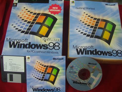 Microsoft Windows 98 First Edition Full Operating System Win 98 New