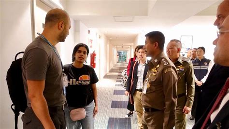 Rahaf Mohammed Alqunun Saudi Teen Granted Thailand Stay After Fleeing