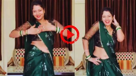 desi bhabhi dance देसी भाभी ने हरे रंग की साड़ी मे इंटरनेट पर ढाया कहर ठुमके देख लोग हुए पागल