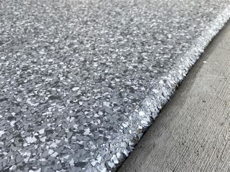 The good news is that this coating is not difficult to install, and you can probably do it. Epoxy Garage Floor Metallic In Ontario : Today we are ...