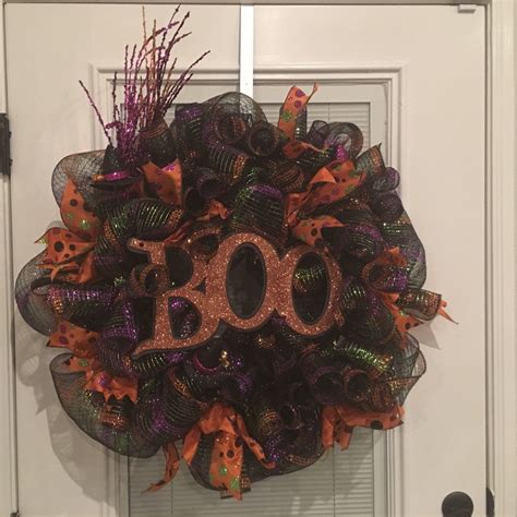 Beautiful Halloween wreath! | Homemade halloween decorations, Halloween ...