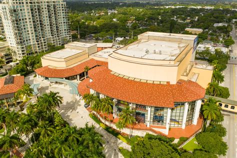 Broward Center For Performing Arts Could Lose Liquor License Ability