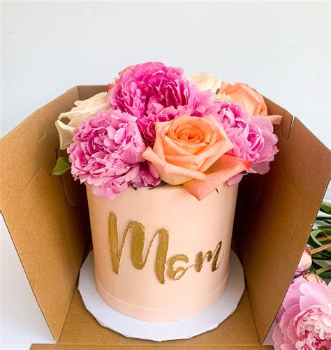 Flower Simple Mothers Day Cake Design 36 Best Mothers Day Cakes