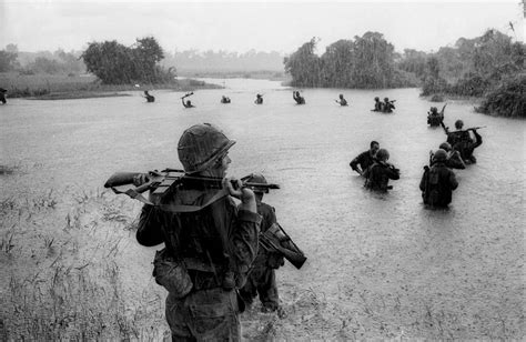 The vietnam war and active u.s. 21 Historical Pictures of Vietnam War You Probably Haven't ...