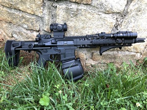 The ar pistol is several inches shorter than my ar rifle, but not a whole lot. Finally finished my 5.56 AR-15 pistol build. Definitely my ...