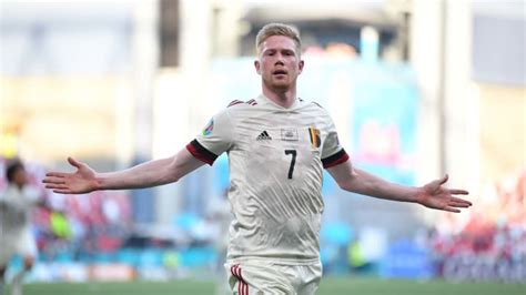 Midfielder de bruyne suffered an ankle injury while captain hazard limped off with a leg muscle problem. Kevin De Bruyne says facial injury doesn't impact his game