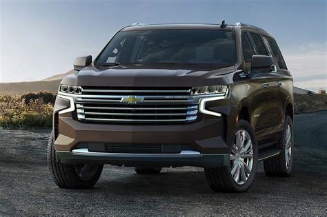 2021 Chevy Suburban Prices Reviews And Pictures Edmunds